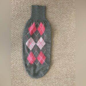 Argyle pet sweater size large (for small/medium dogs) grey/pink